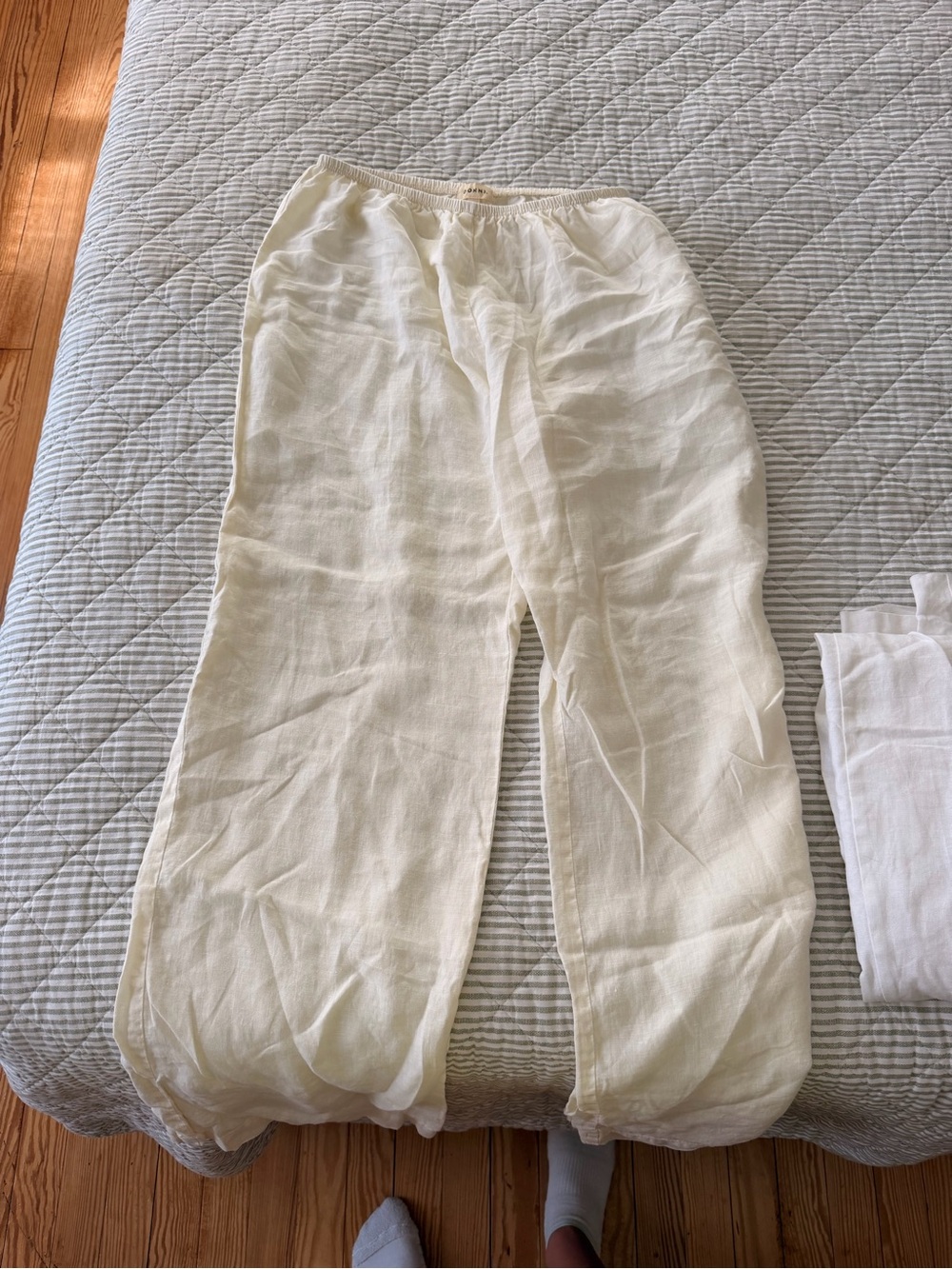 DONNI. Wide-Leg Cream Linen Blend Pants